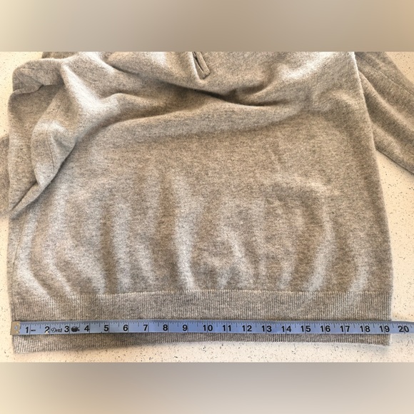 Huckberry Gray Zip Up Sweater with Ribbed Cuffs - Picture 5 of 7